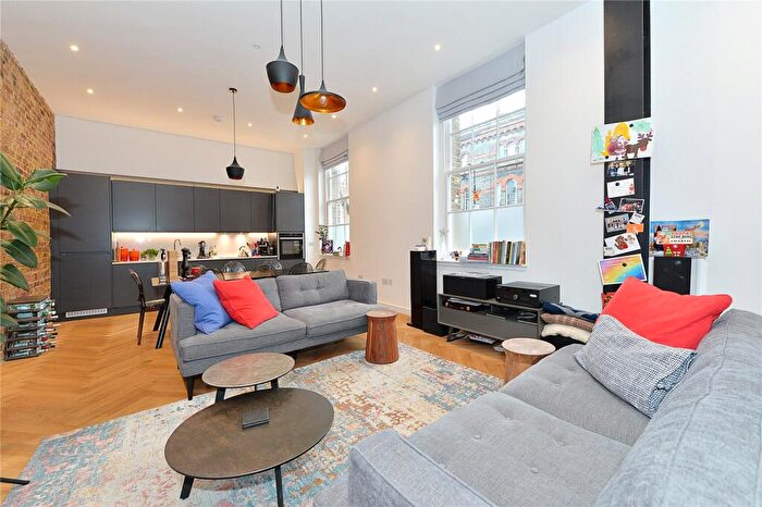 3 Bedroom Duplex To Rent In The Courtyard, Gloucester Avenue, London, NW1