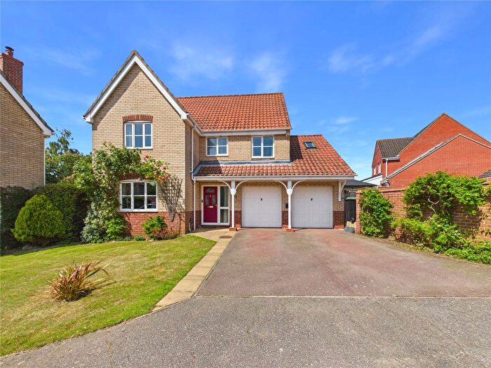 5 Bedroom Detached House For Sale In Crane Close, Woodbridge, Suffolk, IP12