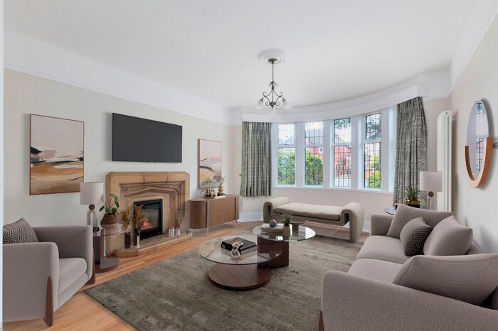 5 Bedroom Property To Rent In Blakes Avenue, New Malden, KT3