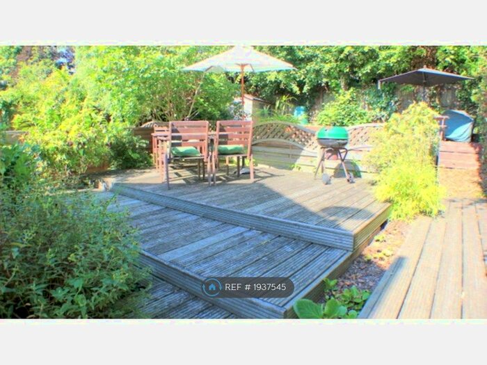 1 Bedroom Flat To Rent In Thornlaw Road, London, SE27