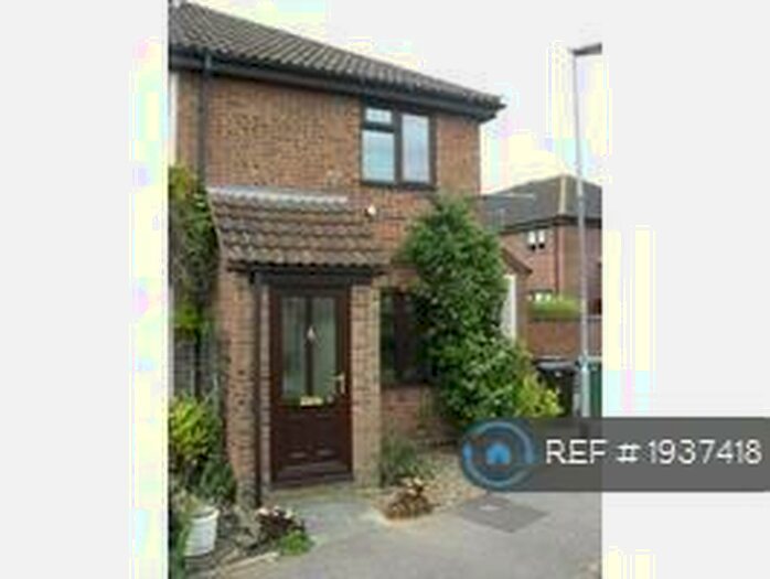 2 Bedroom End Of Terrace House To Rent In Harvey Green, Norwich, NR14