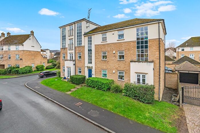 2 Bedroom Flat To Rent In Kingsdale Drive, Menston, Ilkley, West Yorkshire, LS29