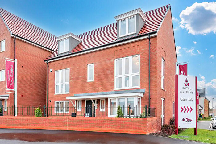 5 Bedroom Detached House For Sale In Royal Gardens, Abbey New Homes, Wixams, MK45