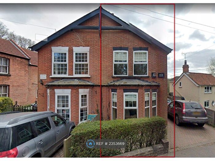 3 Bedroom Semi-Detached House To Rent In Beccles Road, Fritton, Great Yarmouth, NR31