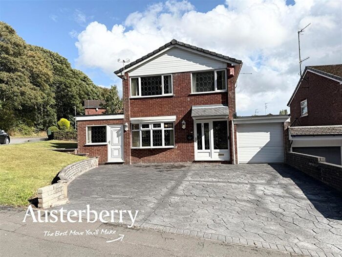 3 Bedroom Detached House For Sale In Glandore Road, Park Hall, Stoke-On-Trent, ST3