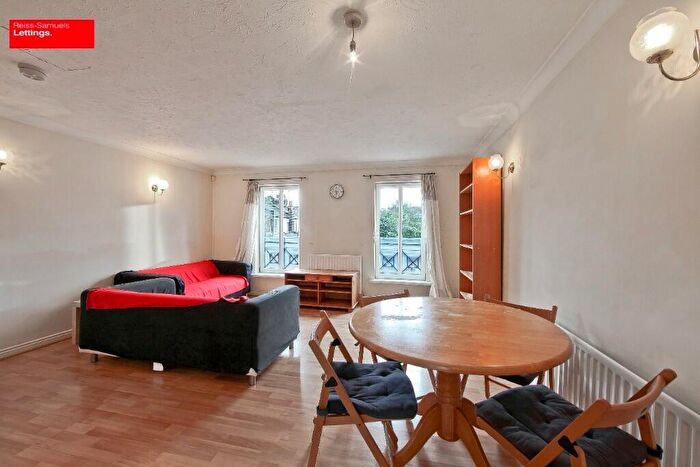 4 Bedroom Terraced House To Rent In Cahir Street, London, E14