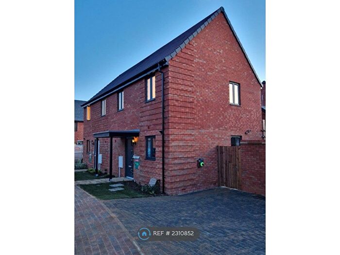 1 Bedroom Semi-Detached House To Rent In Gerard Road, Wellingborough, NN8