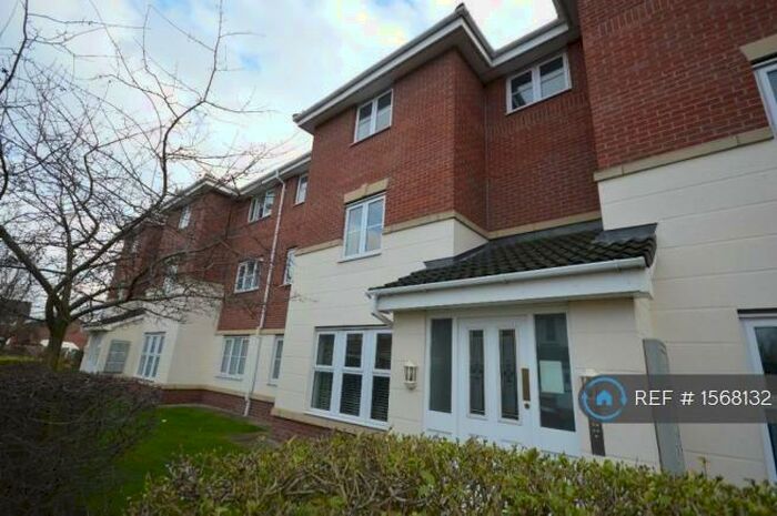 2 Bedroom Flat To Rent In School Lane, Elworth, Sandbach, CW11