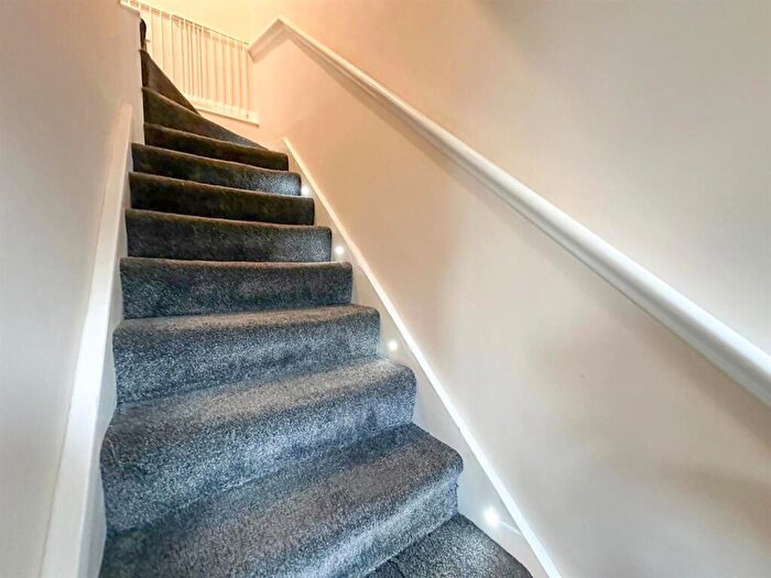 3 Bedroom Terraced House For Sale In Daisy Hill, Silsden, BD20