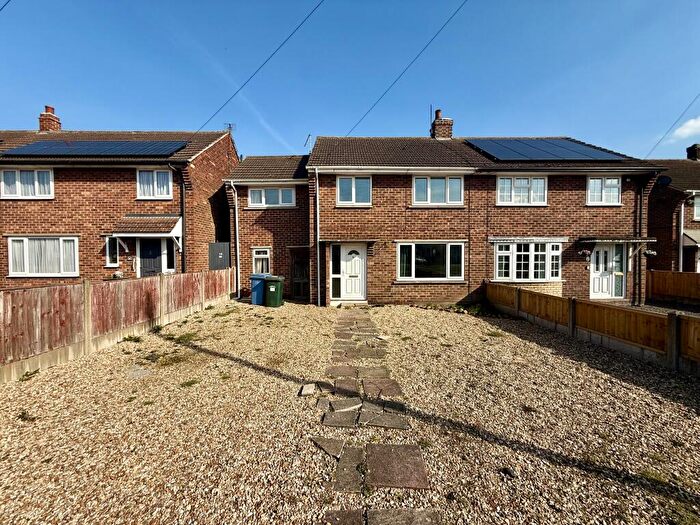 4 Bedroom Semi-Detached House For Sale In Headland Avenue, Elkesley, Retford, Nottinghamshire, DN22