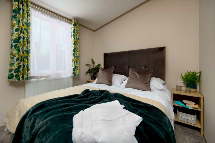 2 Bedroom Caravan For Sale In Thurstonfield, Carlisle, CA5