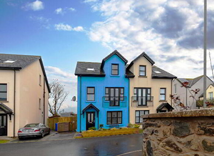 4 Bedroom Semi-Detached House For Sale In Burr Point Cove, Newtownards, BT22