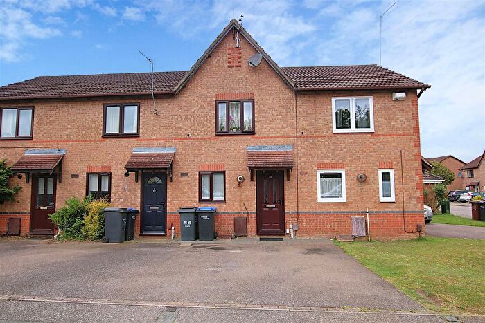 2 Bedroom Terraced House For Sale In Lindisfarne Way, East Hunsbury, NN4