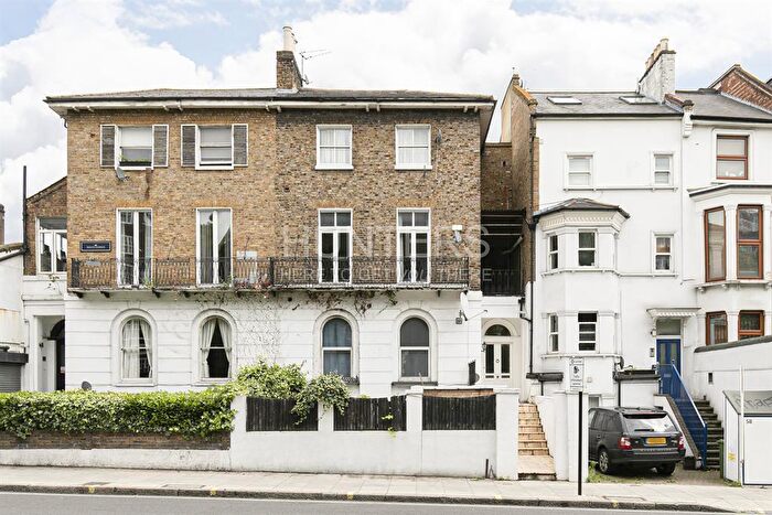 3 Bedroom Flat To Rent In Haverstock Hill, London, NW3