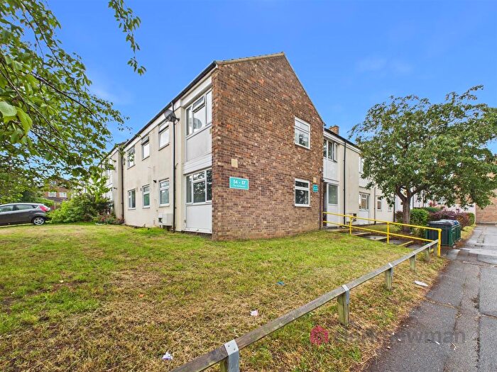 1 Bedroom Flat For Sale In The Hornbeams, Harlow, CM20