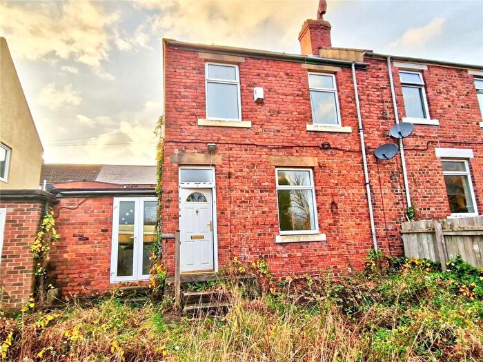3 Bedroom End Of Terrace House For Sale In Orchard Terrace, Throckley, Newcastle Upon Tyne, Tyne And Wear, NE15