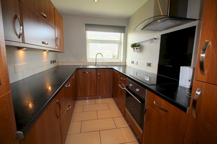 2 Bedroom Flat To Rent In Kirkwood Close, Peterborough, PE3