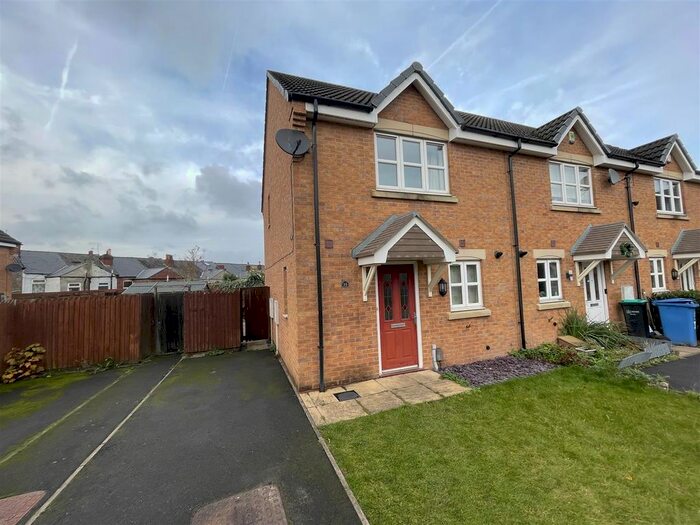 2 Bedroom Semi Detached House To Rent In Bessemer Drive, Mansfield, NG18