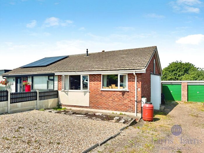 2 Bedroom Semi-Detached Bungalow For Sale In Woodbury Park, Axminster, EX13