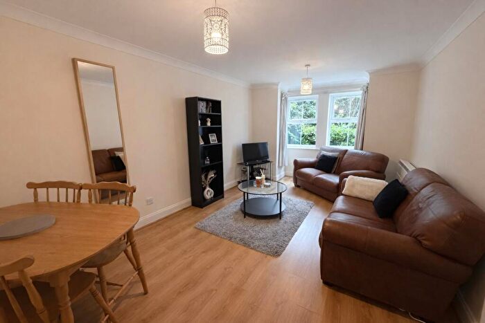 2 Bedroom Flat To Rent In Middleton Court, Hutton Terrace, Jesmond, NE2