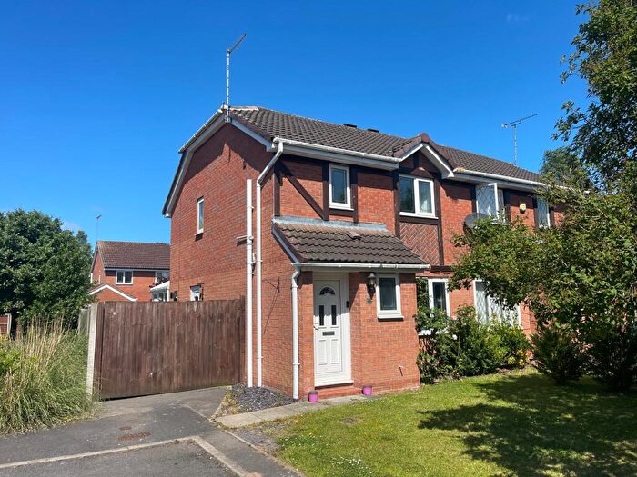 3 Bedroom Semi-Detached House To Rent In Hassall Road, Hatton, DE65