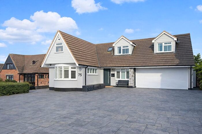 5 Bedroom Detached House For Sale In Homefields Avenue, Benfleet, Essex, SS7