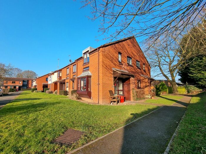 1 Bedroom End Of Terrace House To Rent In Spring Pool, Warwick, CV34