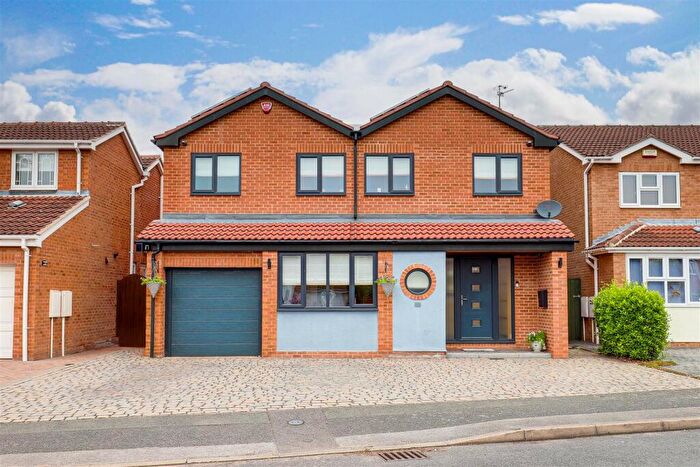 5 Bedroom Detached House For Sale In Raeburn Drive, Toton, Nottinghamshire, NG9