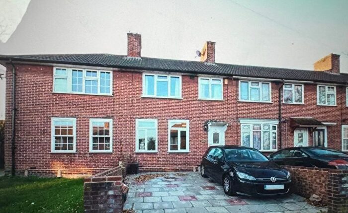 3 Bedroom Terraced House To Rent In Ickleton Road, London, SE9