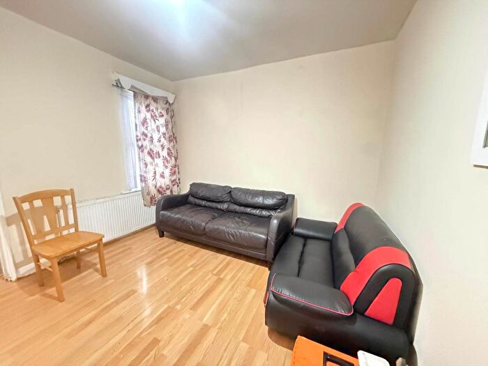 3 Bedroom Terraced House To Rent In Spencer Street, Southall, UB2