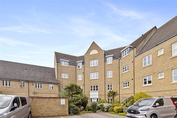 2 Bedroom Flat For Sale In Sussex Wharf, Shoreham-by-Sea, West Sussex, BN43