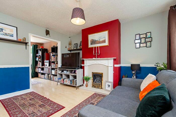 3 Bedroom Semi-Detached House For Sale In St. Davids Road, Maesycwmmer, Hengoed, CF82