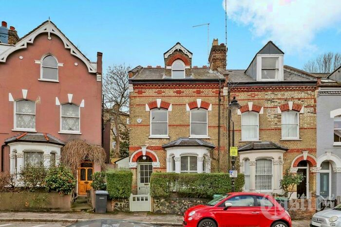 4 Bedroom End Of Terrace House To Rent In Edison Road, Crouch End, N8