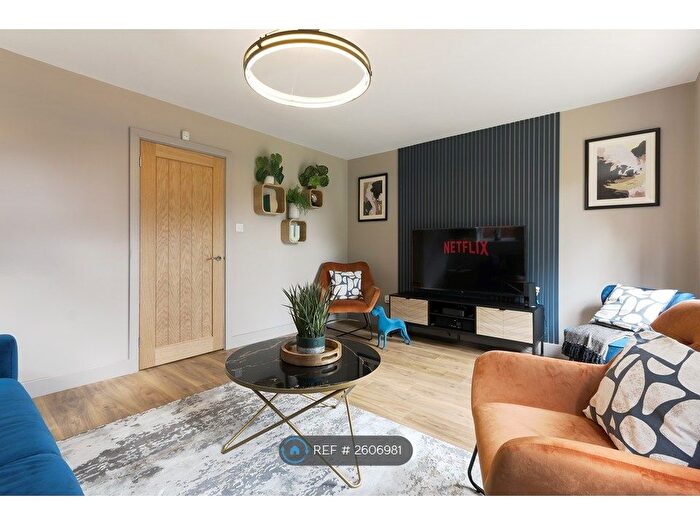 3 Bedroom End Of Terrace House To Rent In Gloucester Crescent, Sheffield, S10