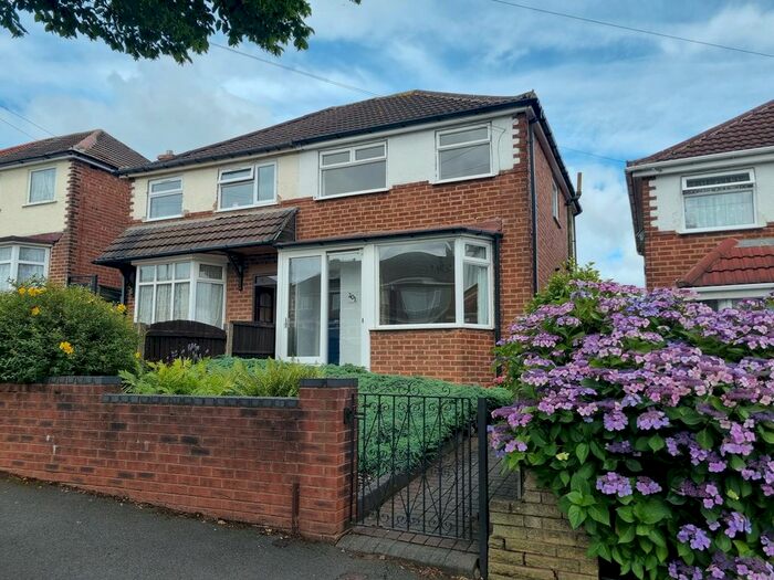 2 Bedroom Semi-Detached House To Rent In Dyas Road, Birmingham, B44