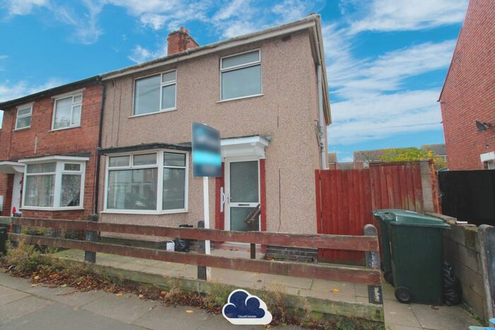 3 Bedroom Semi-Detached House To Rent In Bolingbroke Road, Coventry, CV3