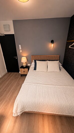 1 Bedroom Studio To Rent In Lea Bridge Road, E5