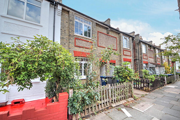 1 Bedroom Maisonette To Rent In Rasper Road, Whetstone, N20