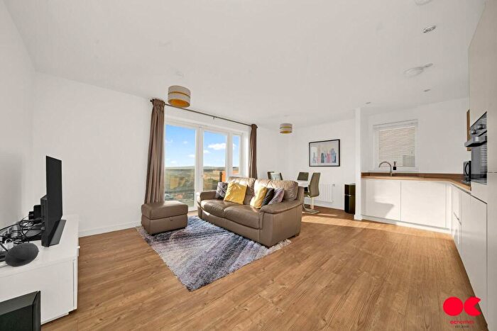 2 Bedroom Flat To Rent In Handley Page Road, Barking, IG11