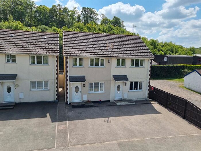 3 Bedroom Semi-Detached House For Sale In Tinhay Court, Tinhay, Lifton, PL16