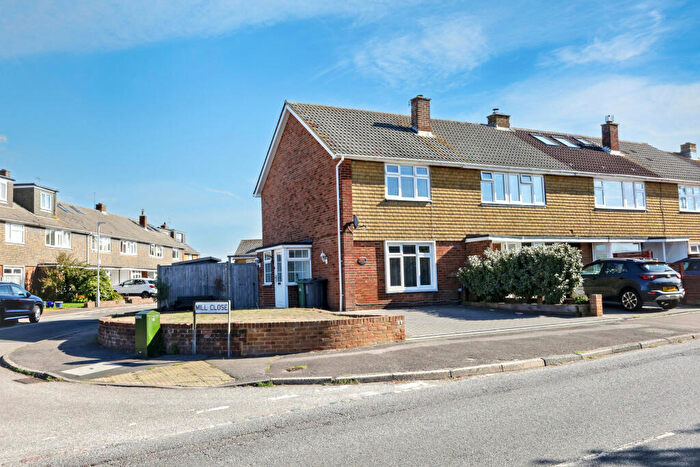 2 Bedroom End Of Terrace House For Sale In Mill Lane, Portslade, Brighton & Hove, BN41