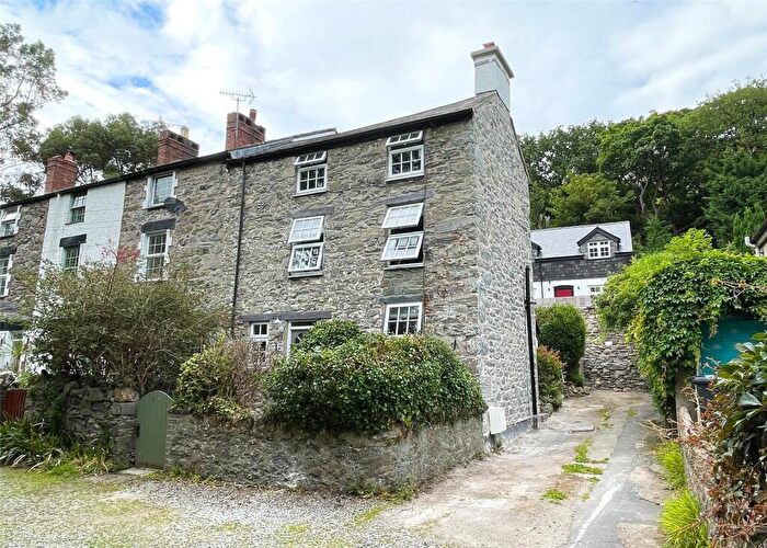 3 Bedroom End Of Terrace House For Sale In Old Mill Road, Dwygyfylchi, Penmaenmawr, Conwy, LL34