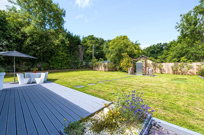 4 Bedroom Detached House For Sale In Ashgrove Avenue, Bristol, BS8