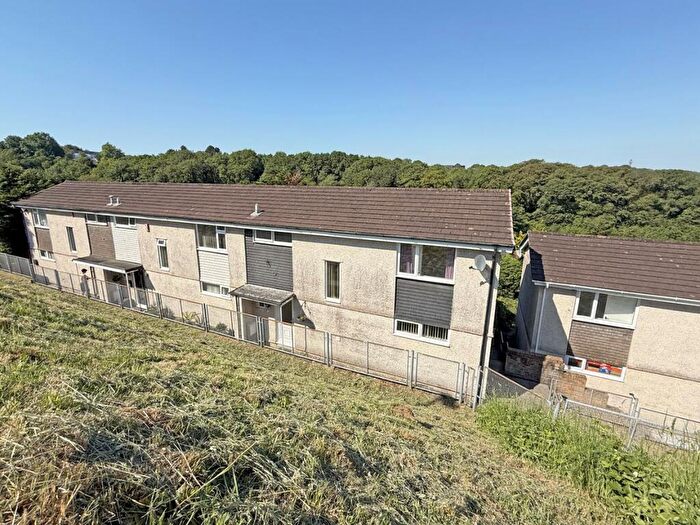 3 Bedroom End Of Terrace House For Sale In Thirlmere Gardens, Derriford, Plymouth, PL6