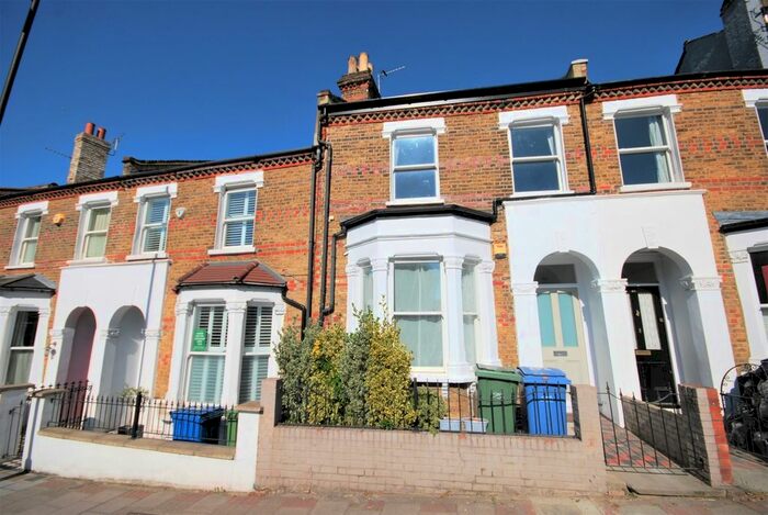 3 Bedroom Terraced House To Rent In Lordship Lane, London, SE22