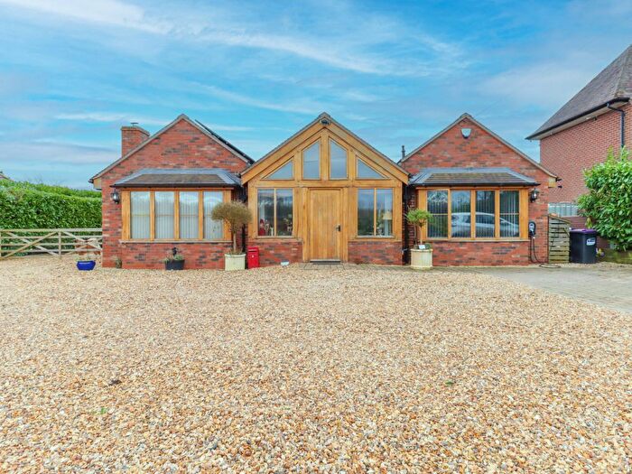 2 Bedroom Detached Bungalow For Sale In Beamish Lane, Albrighton, WV7