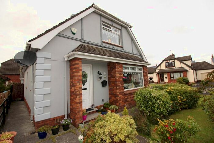 3 Bedroom Detached House For Sale In Weavers Meadow, Crumlin, BT29
