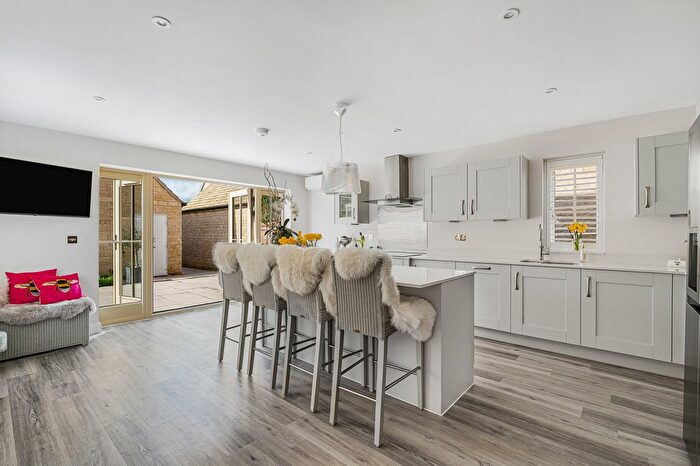 4 Bedroom Detached House For Sale In Oak Road, Down Ampney, Cirencester, Gloucestershire, GL7