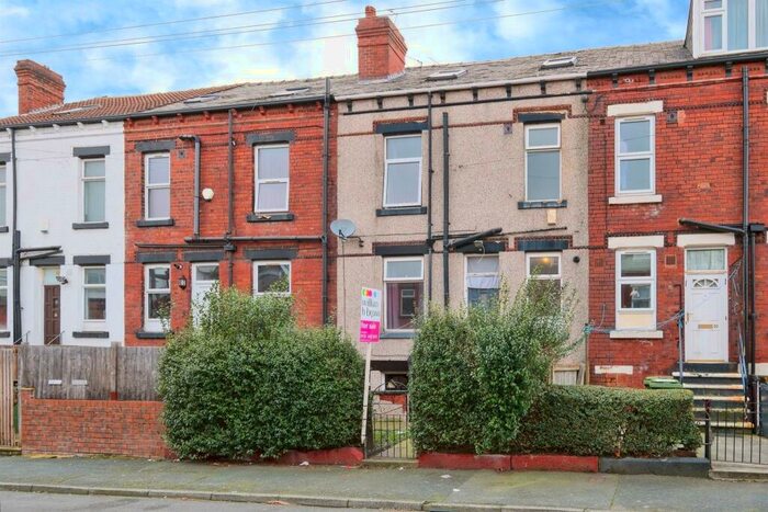 3 Bedroom Terraced House To Rent In Vinery Mount, Leeds, LS9
