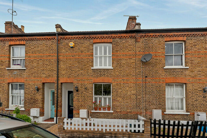 2 Bedroom Terraced House To Rent In Cowley Road, London, E11